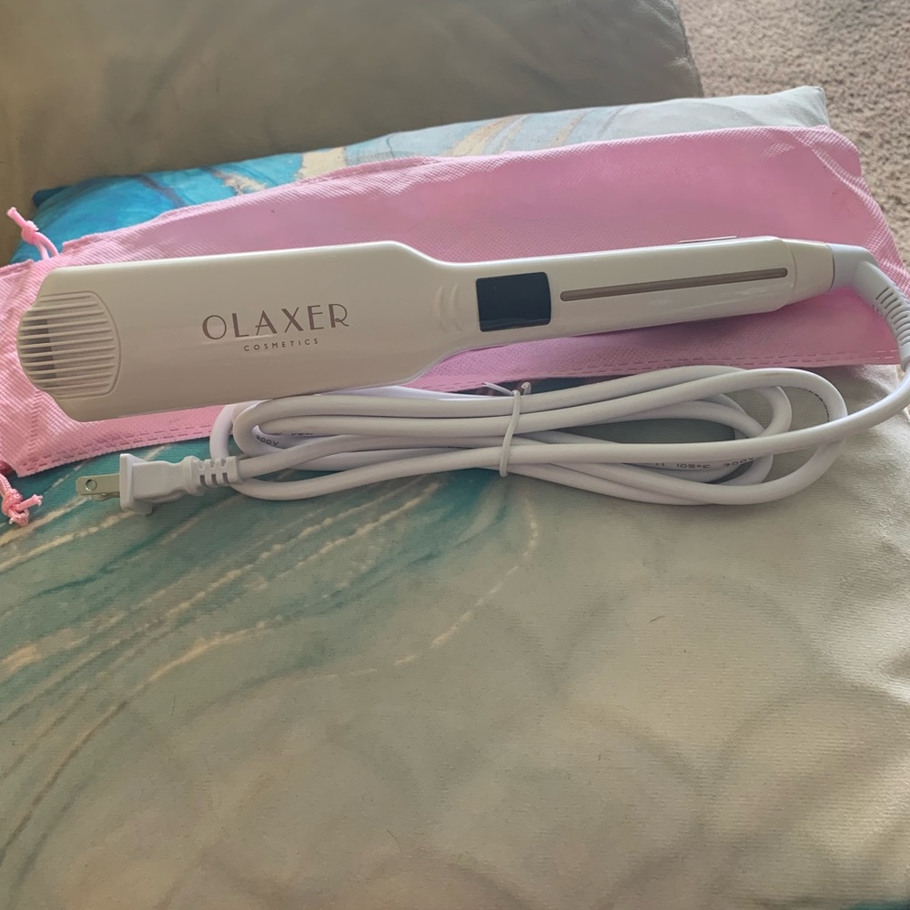 Flat iron